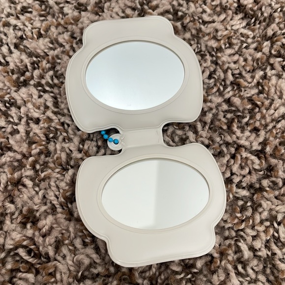 Mikko Illustrations bubble mirror keychain, Latte - Picture 2 of 4